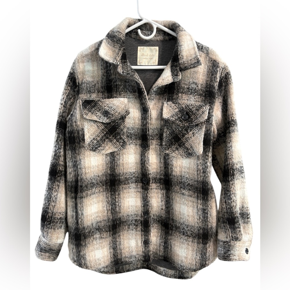 Altar'd State Plaid Shacket Tan Black Flannel Shirt Jacket Small J7711PAS
